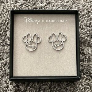 BNIB Disney Baublebar Minnie Bride Earrings